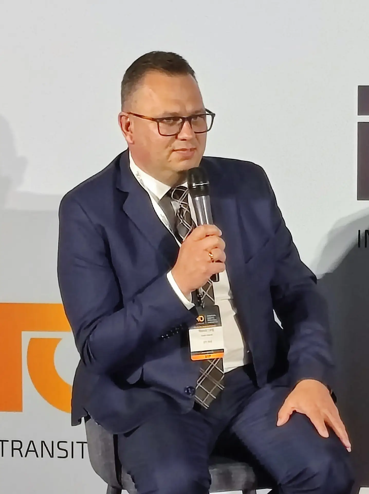 67ab1712-dbe5-498e-9eb3-aeee2e12421d